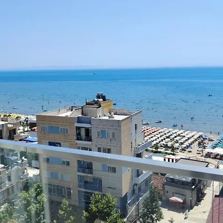 Lux Belmondo Apartament *